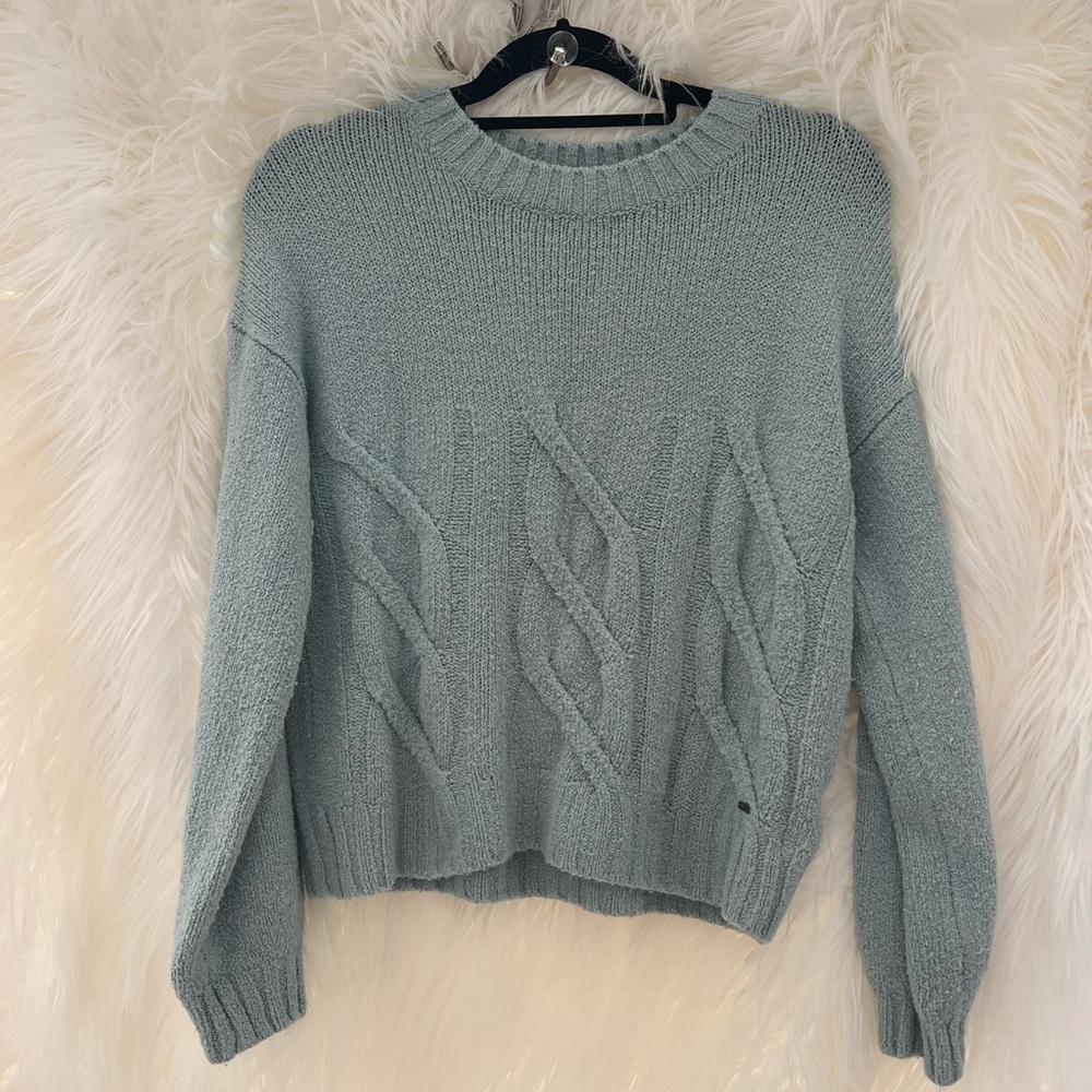 Holister sweater ✨